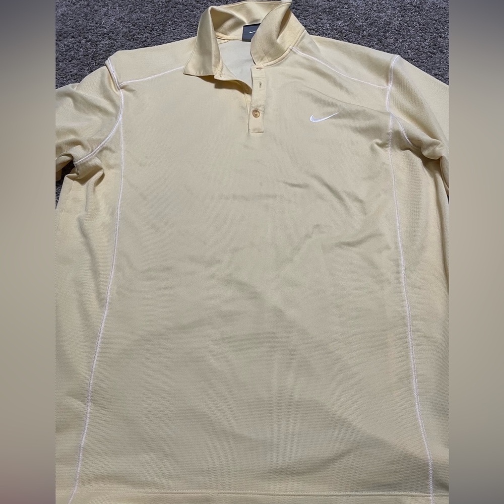 Nike Golf Polo Men’s XL Light Yellow‎ Dri-Fit Polo lightweight white Nike symbol